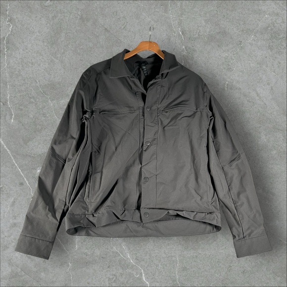 Lululemon Jacket Mens Medium Black City Excursion M3CBYS Stretch Water Repellent - Picture 1 of 7